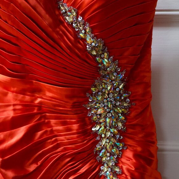 Tiffany Designs - Red / Scarlet Dress with Jewels - Size 6 - Picture 3 of 7